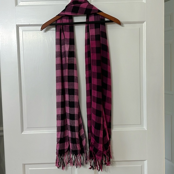 Pink and Black Fringe Scarf - Picture 1 of 6